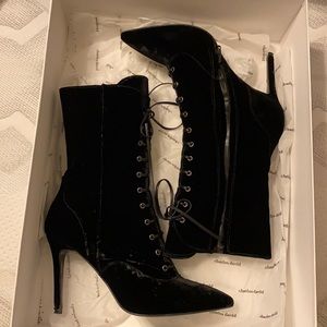 Charles David Loretta 7.5